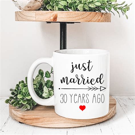 30th wedding anniversary gift for friends